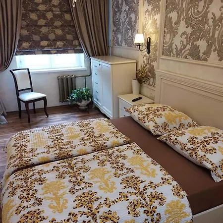On Jakub Kolas Square Apartament
