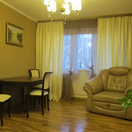 Apartament On Jakub Kolas Square